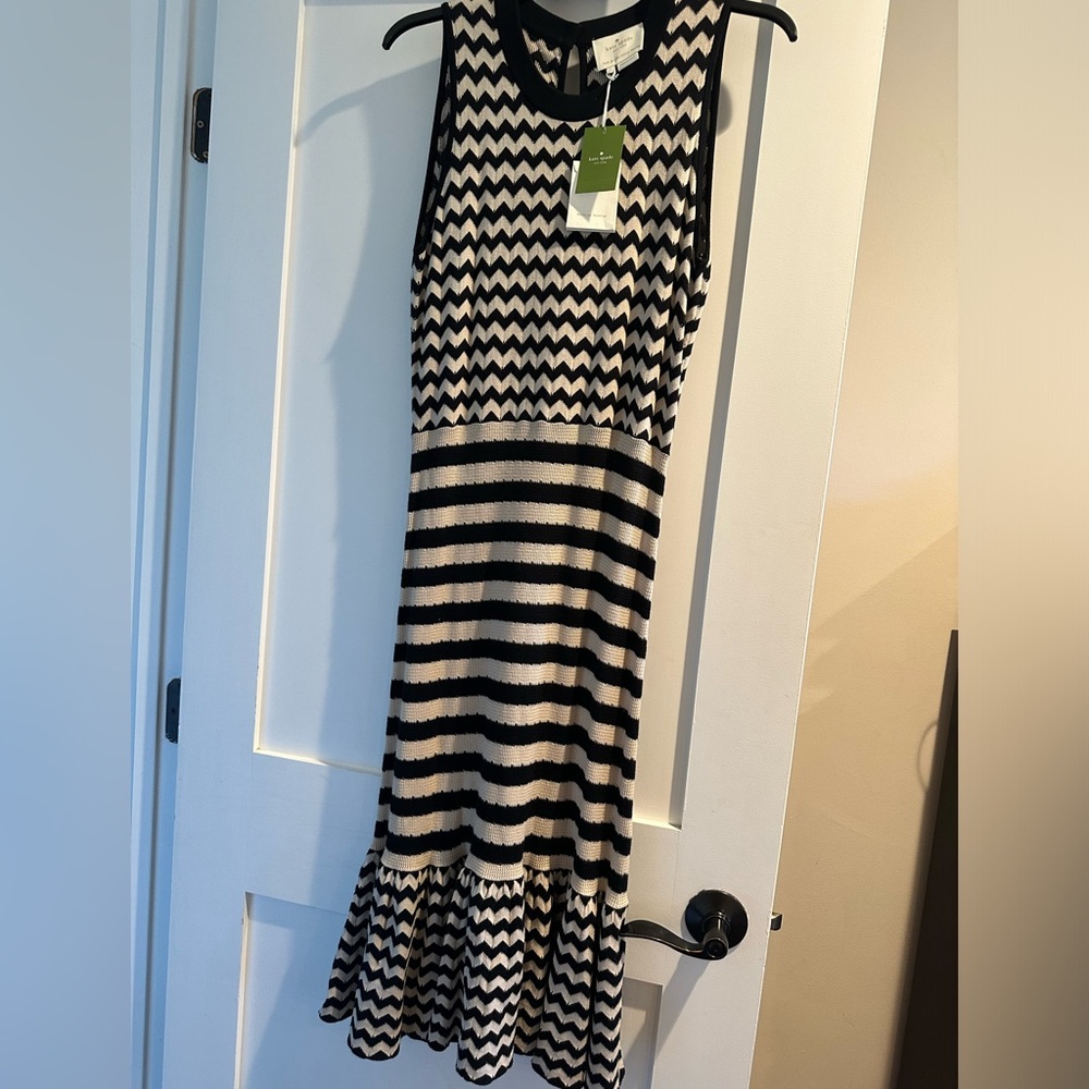 New Kate Spade Chevron Print knit Frankie dress.